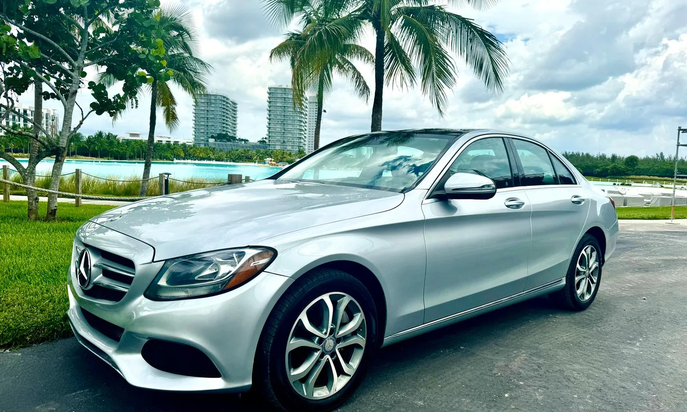 2017 Mercedes-Benz C-Class