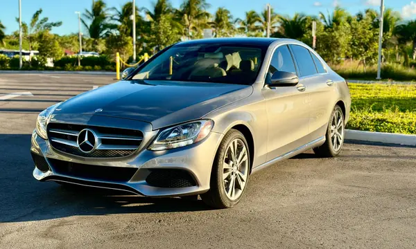 2016 Mercedes-Benz C-Class